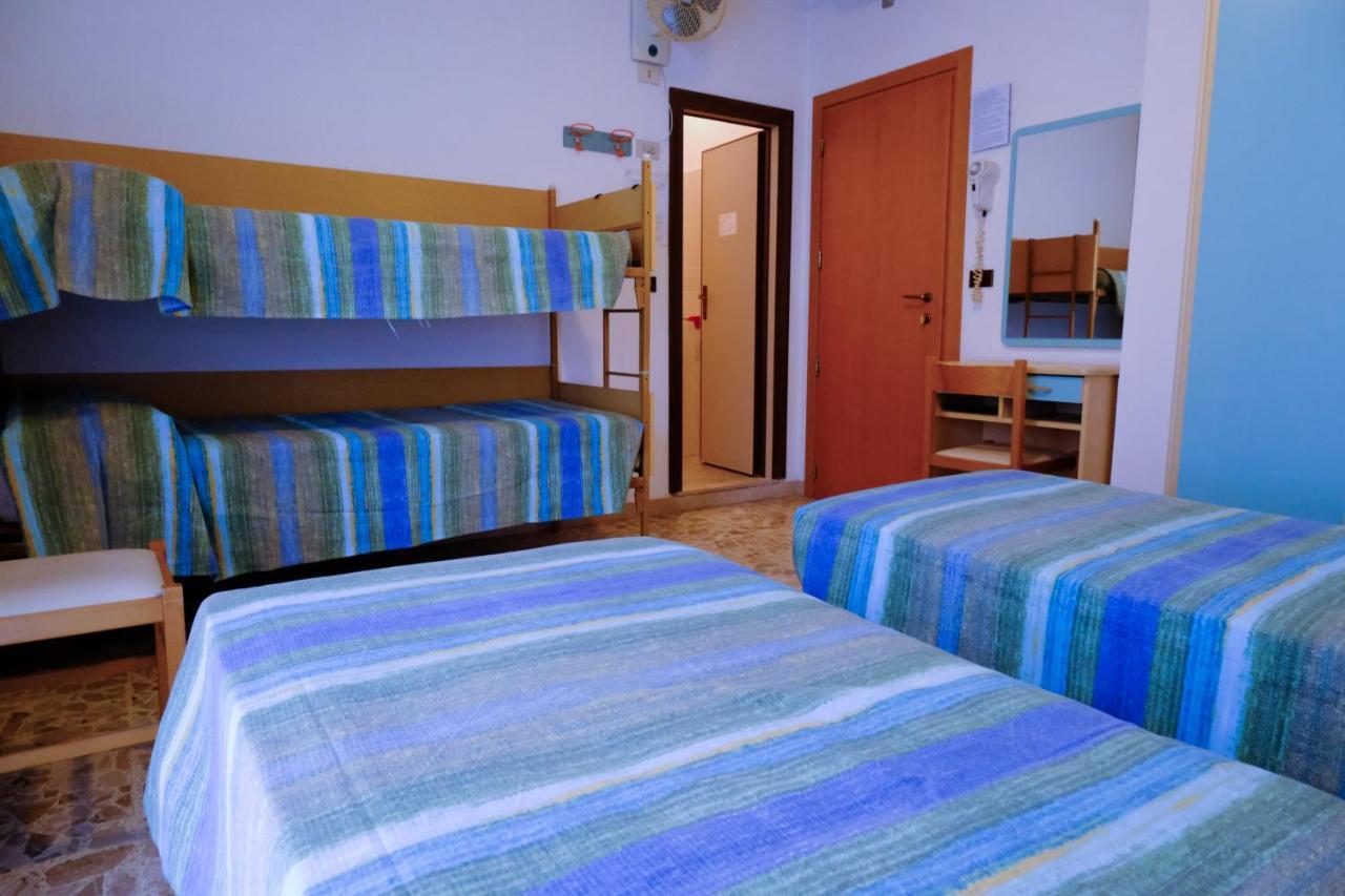 Hotel Chiara 里米尼 外观 照片